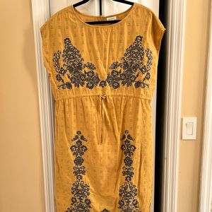 Sundance tie-waste yellow dress with floral embroidery pattern, size L